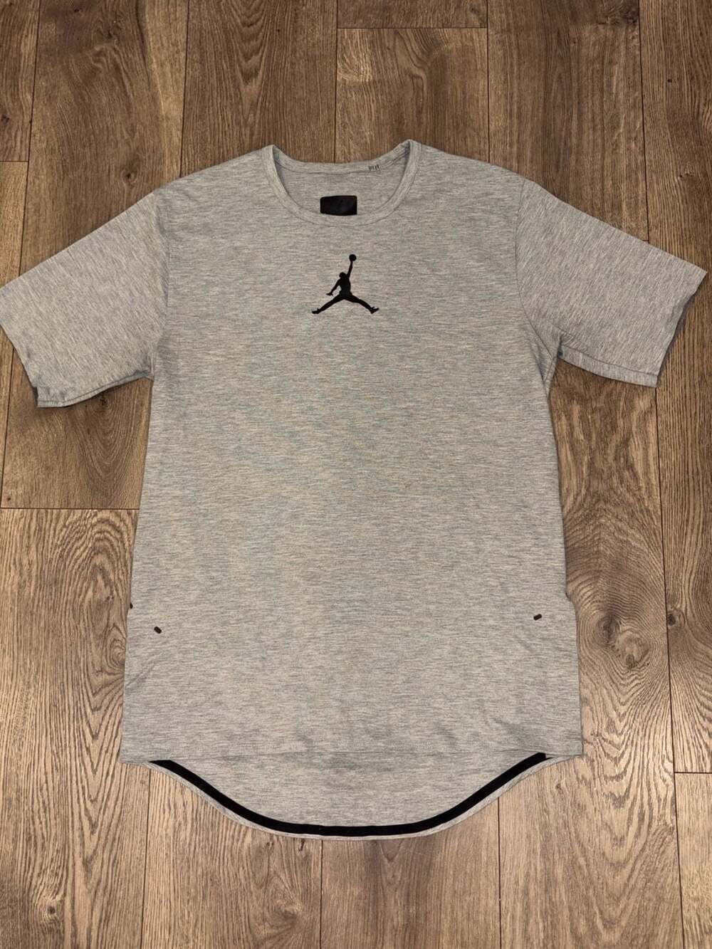 Jordan 23 Tech Top Size M Grey Heather Jumpman T-Shirt. Good used condition